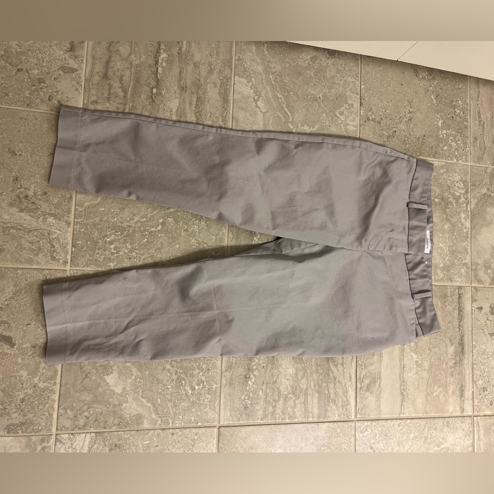 Dress pants- ankle/cropped pants. Liz Claiborne Emma pants